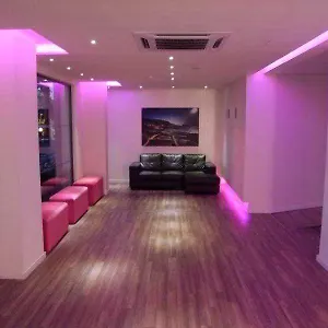 Hotel Bernard, Saint Julian's